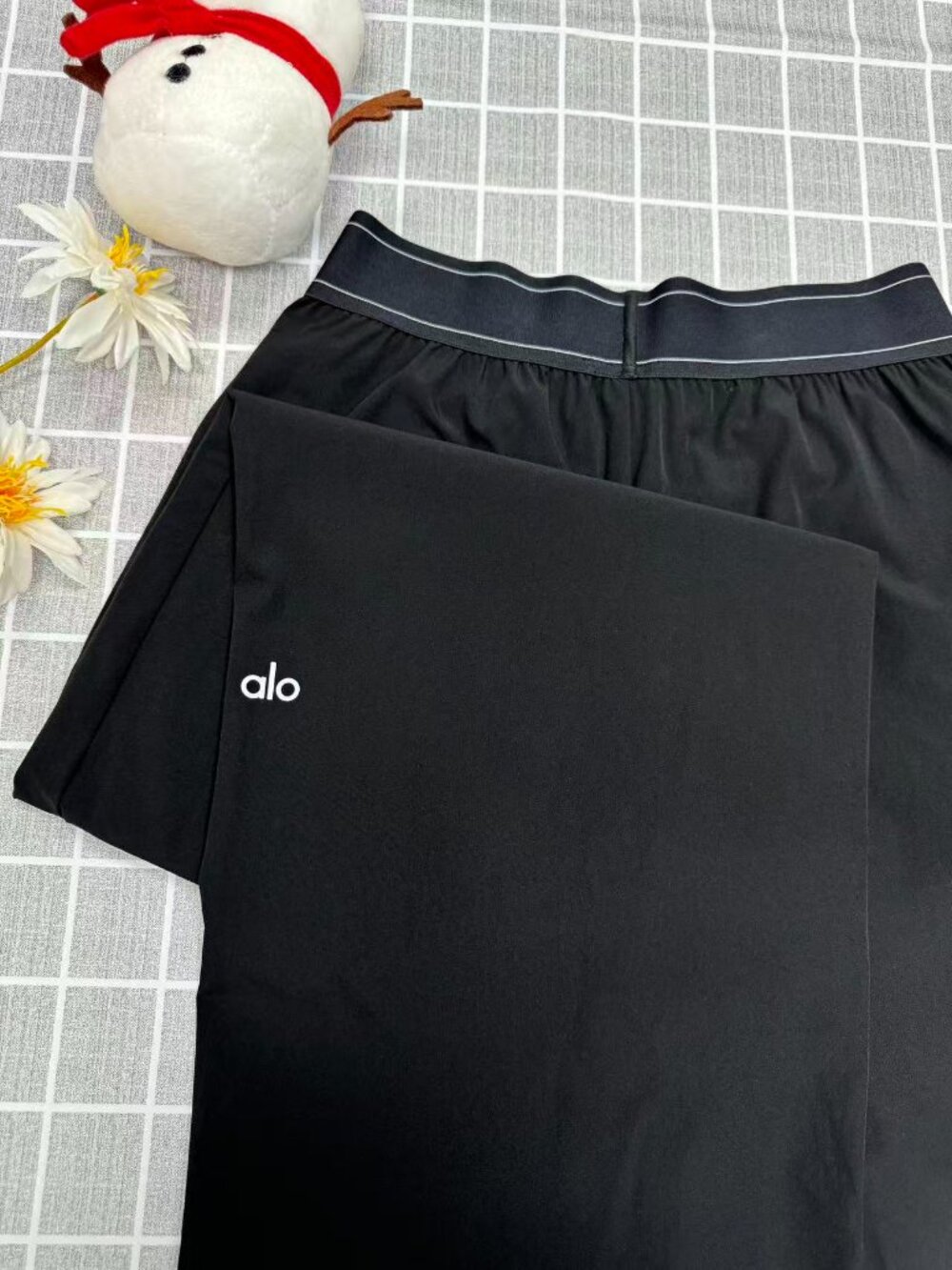 NWT ALO Yoga Black Straight Leg Loose Fit Pants😉(30" Inseam) 💗Elevated Basics - Picture 5 of 8